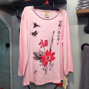 NWT Med Woman's Top